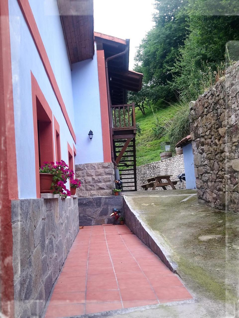 La Besnada Apartment Nieda Екстериор снимка